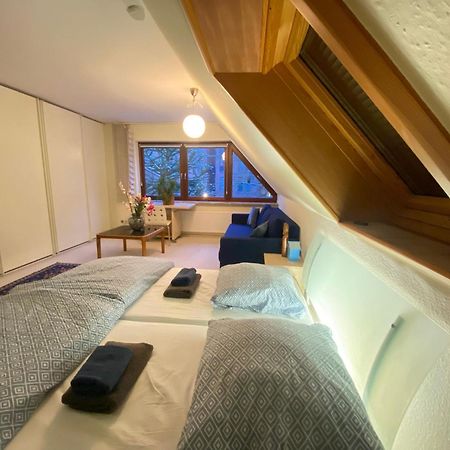 Gartenblick-Oase: Obergeschosswohnung In Хамбург Екстериор снимка
